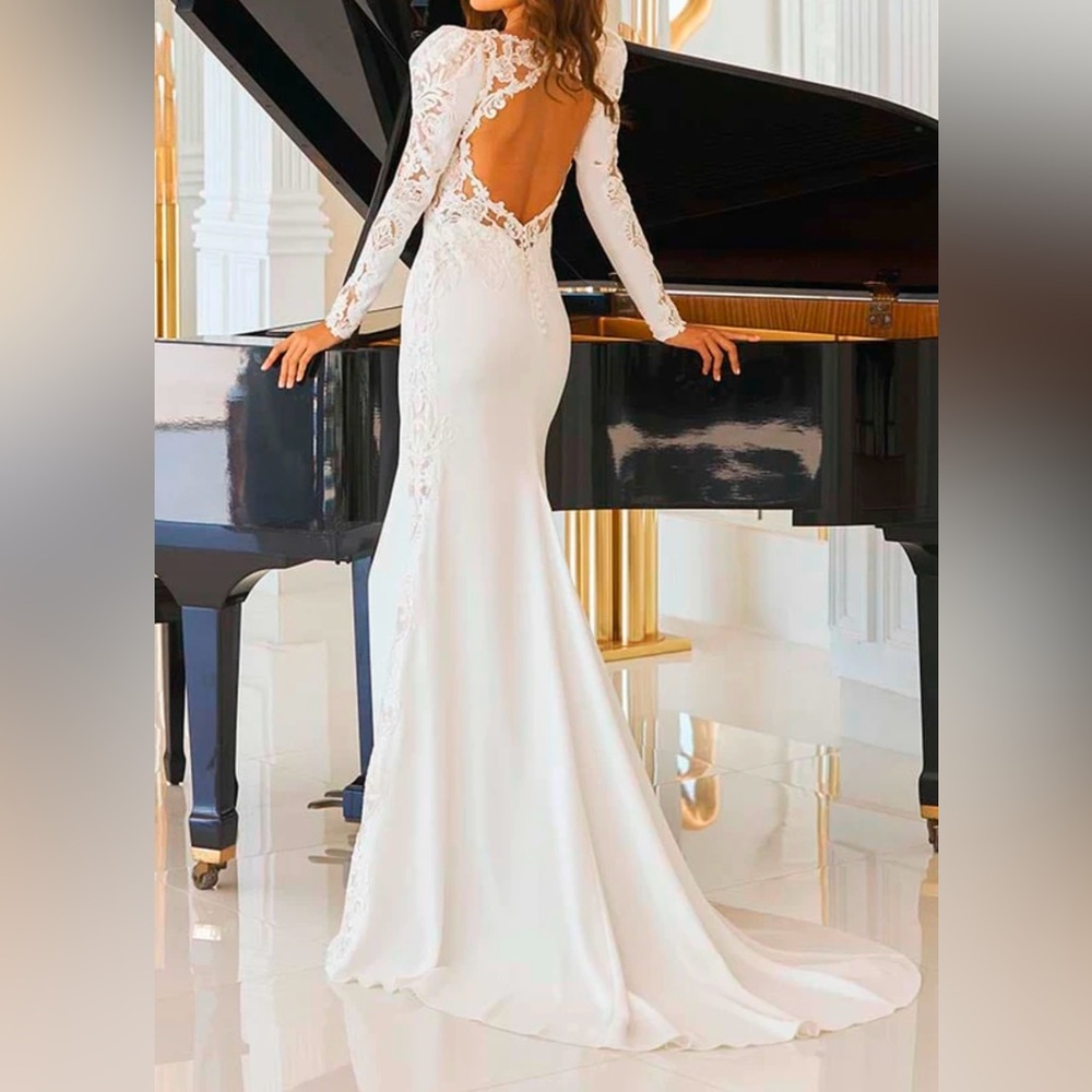 Pronovias, Kaya- Wedding Gown, Size 10. - Picture 2 of 6